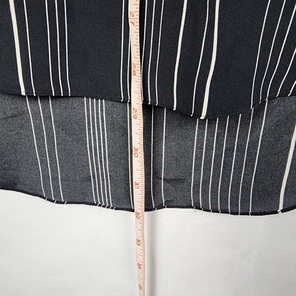 3.1 Phillip Lim Silk Floral Aloha Blouse Slit Side Size 4 - Picture 7 of 7